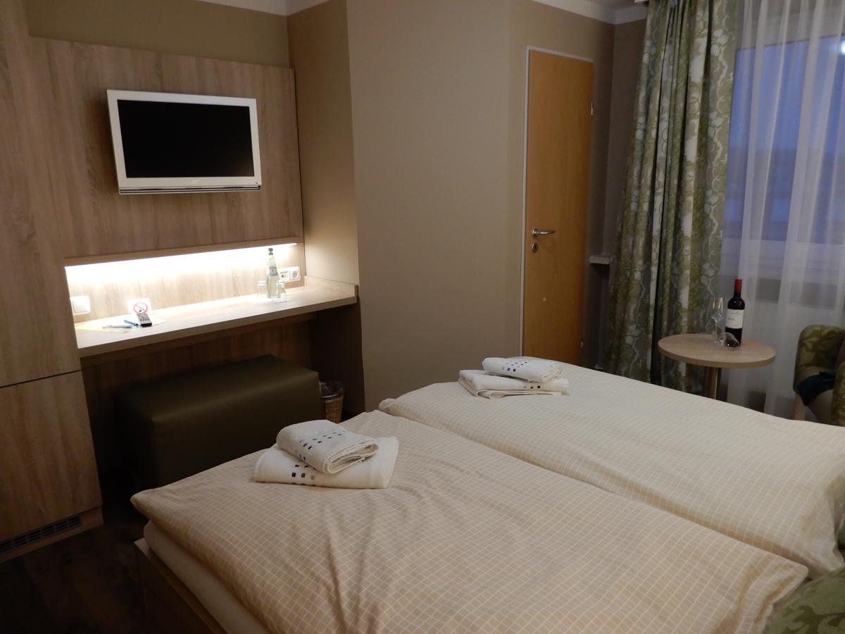 Hotel Pension Am Hafen Norddeich  Ngoại thất bức ảnh