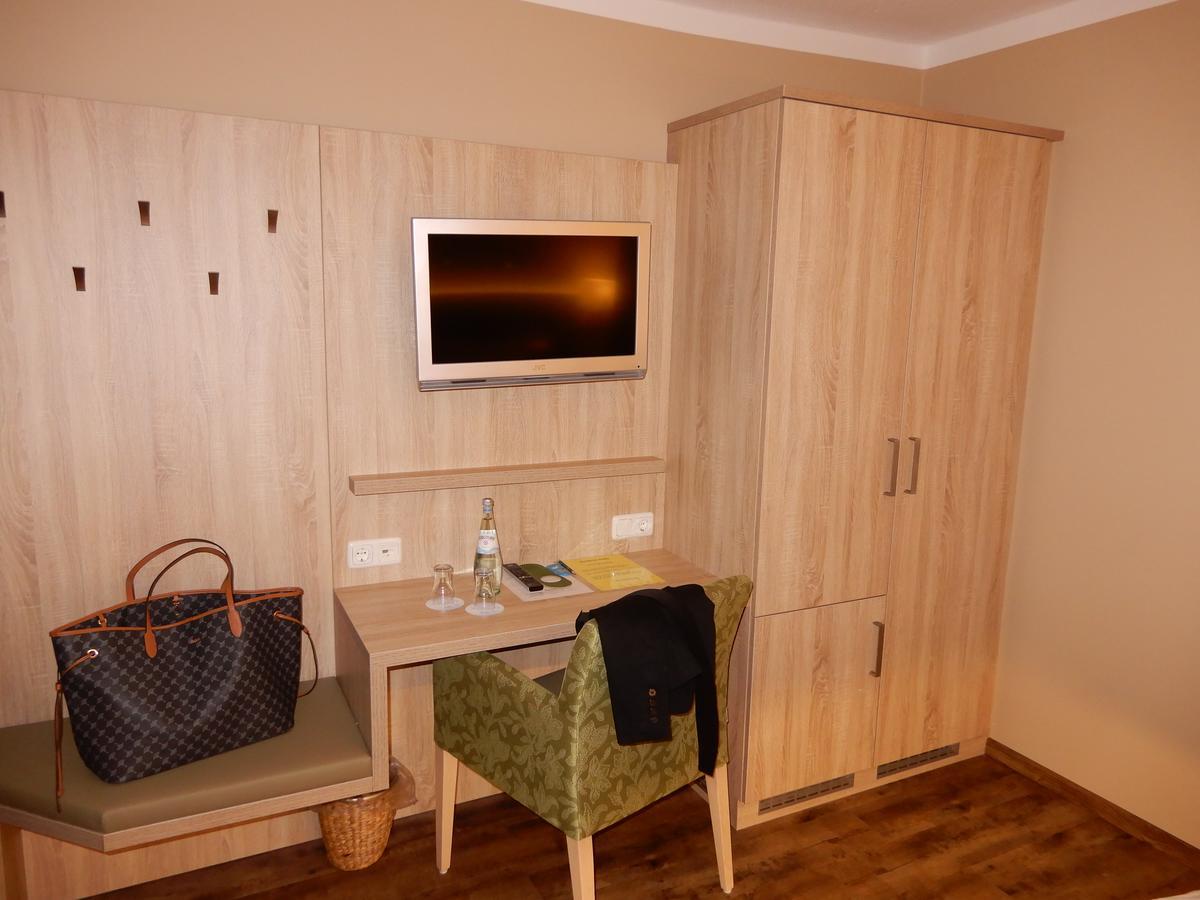 Hotel Pension Am Hafen Norddeich  Ngoại thất bức ảnh