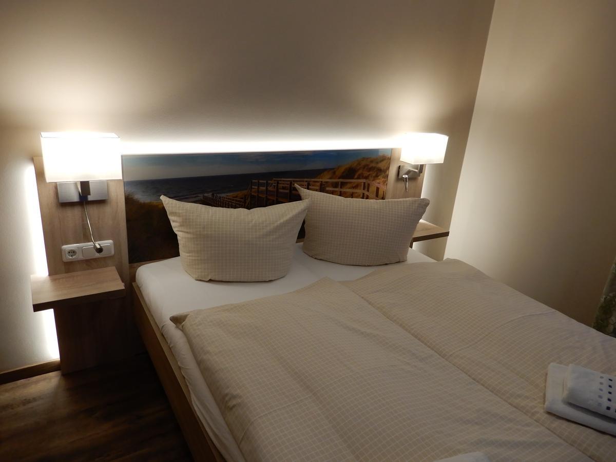 Hotel Pension Am Hafen Norddeich  Ngoại thất bức ảnh