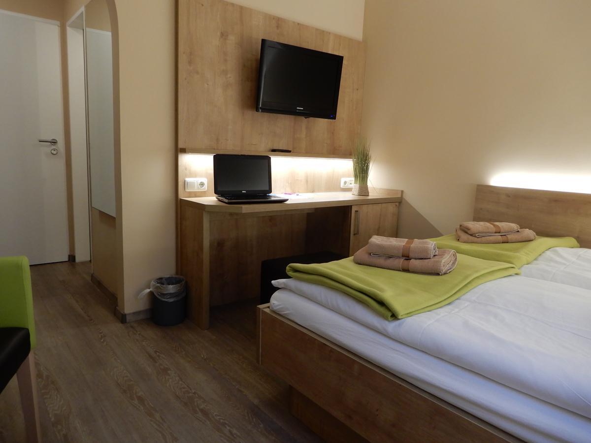 Hotel Pension Am Hafen Norddeich  Ngoại thất bức ảnh