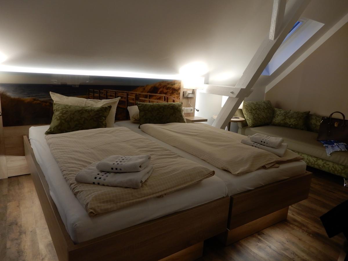 Hotel Pension Am Hafen Norddeich  Ngoại thất bức ảnh