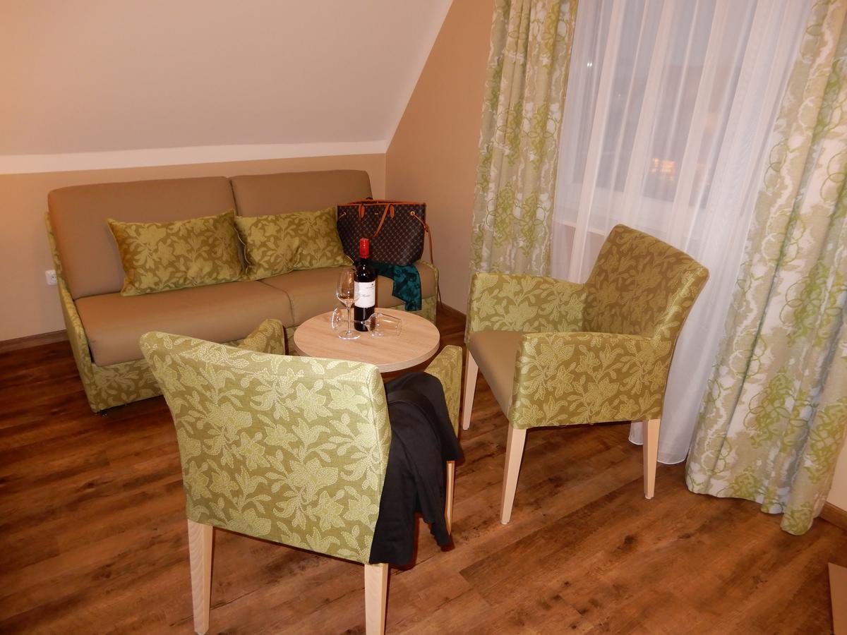 Hotel Pension Am Hafen Norddeich  Ngoại thất bức ảnh